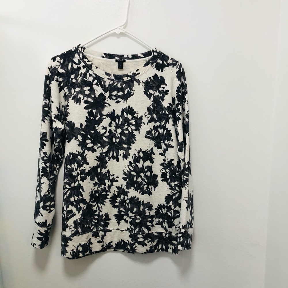 J. Crew sweatshirt, crew neck, black/ivory, size Small, length 25”.